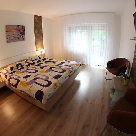 Apartman Loki *